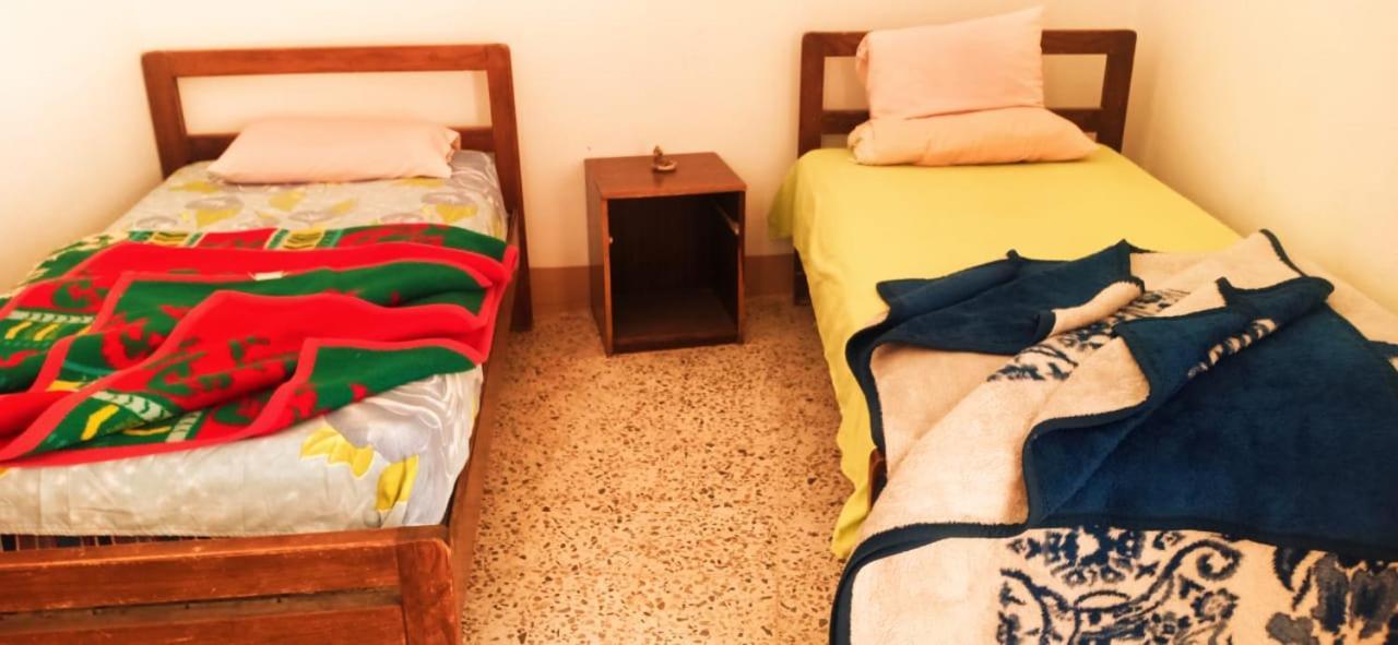 Hostel Sebaii Camp السباعى كامب شاطئ الترابين بجوار ويت بالس Nuweiba` Exterior foto